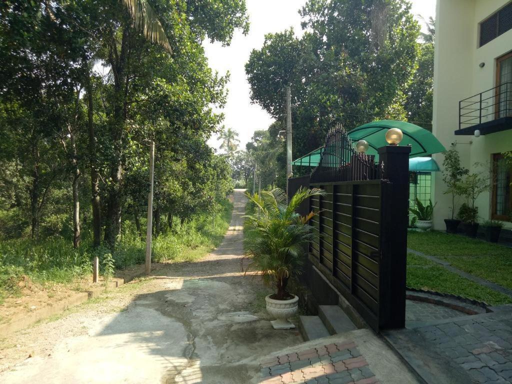 Nelinsa Residence Kandy Ngoại thất bức ảnh